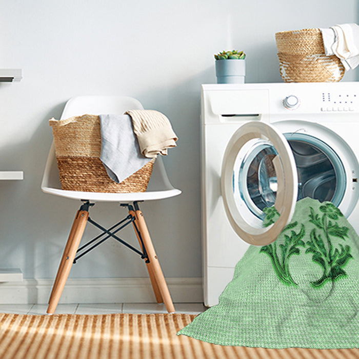 Machine Washable Transitional Light Green Rug in a Washing Machine, wshpat916grn