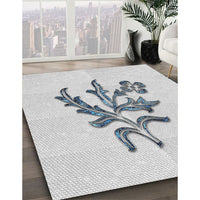 Patterned Off-White Novelty Rug, pat917