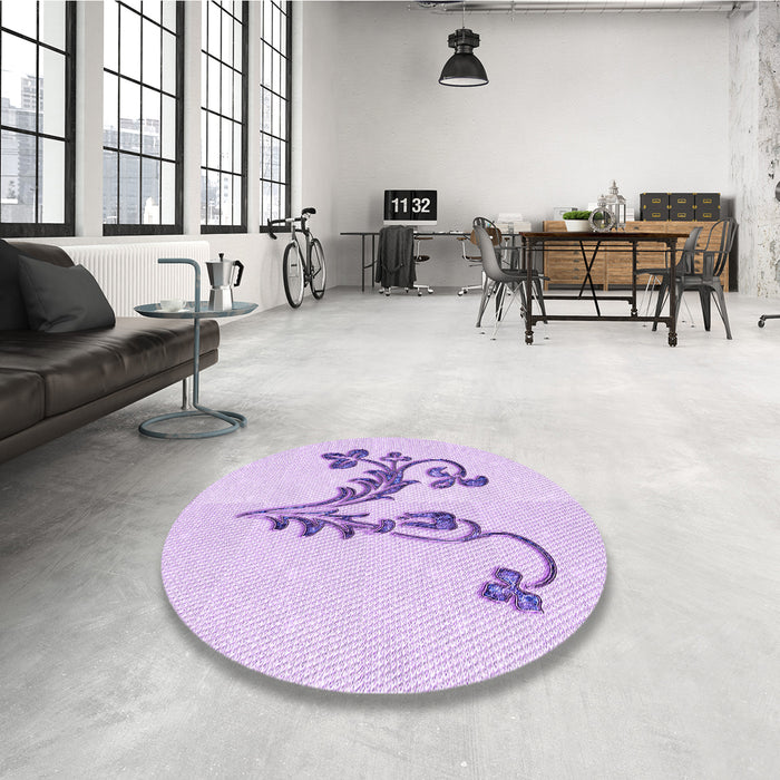 Round Patterned Purple Rug in a Office, pat918pur