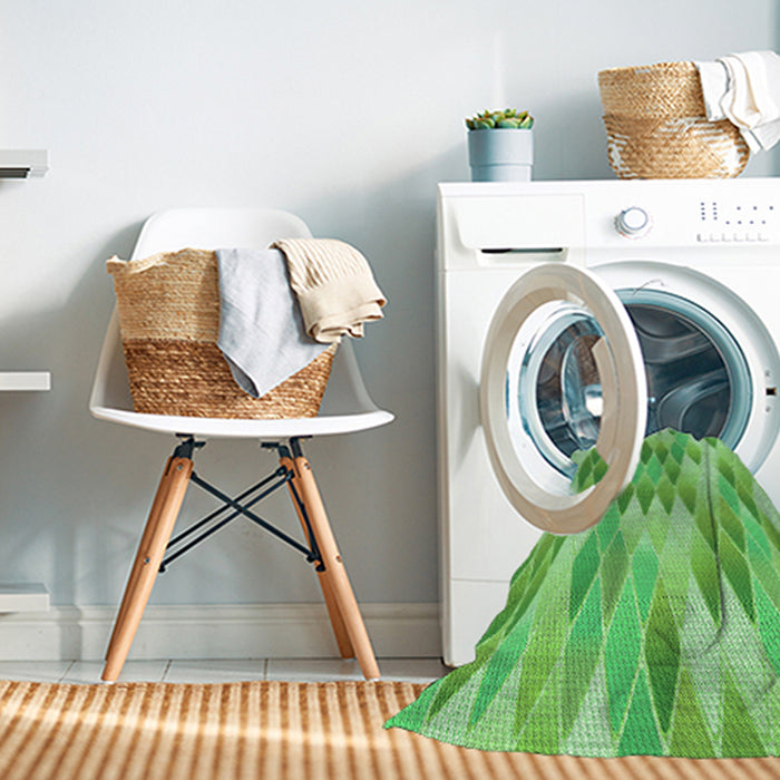 Machine Washable Transitional Emerald Green Rug in a Washing Machine, wshpat92grn