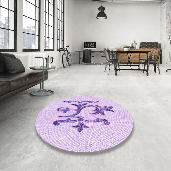 Round Patterned Purple Rug in a Office, pat921pur