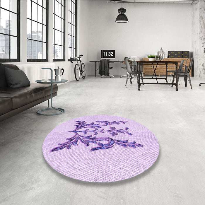 Round Patterned Purple Rug in a Office, pat930pur