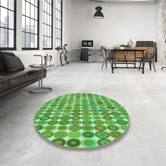 Round Patterned Dark Lime Green Rug in a Office, pat943grn