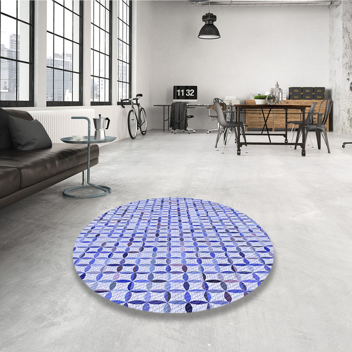 Round Patterned Blue Rug in a Office, pat944blu