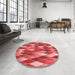 Round Patterned Red Rug in a Office, pat95rd