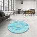 Round Patterned Blue Rug in a Office, pat96lblu