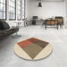 Round Patterned Sienna Brown Rug in a Office, pat964brn