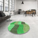 Round Patterned Green Rug in a Office, pat966grn