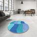 Round Patterned Blue Rug in a Office, pat966lblu