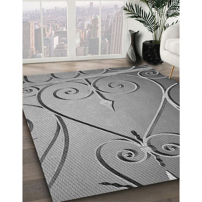 Patterned Carbon Gray Rug in Family Room, pat969gry