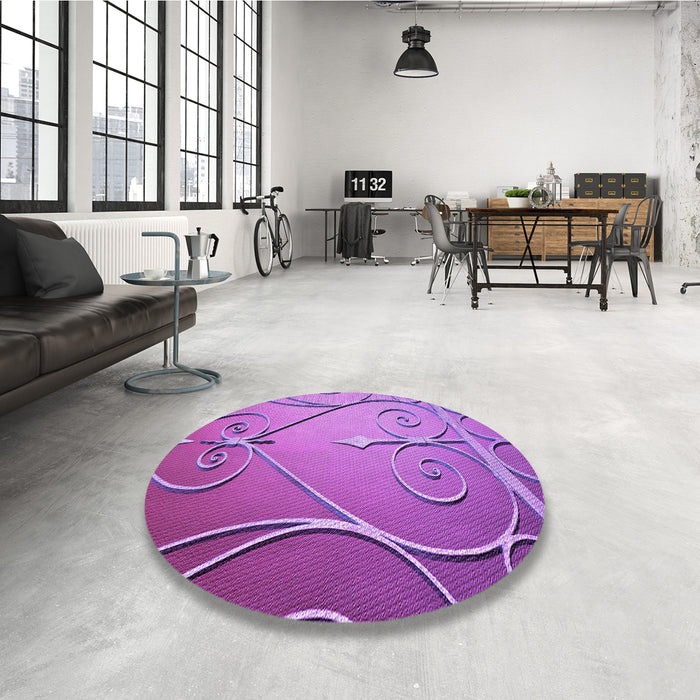Round Patterned Purple Rug in a Office, pat969pur
