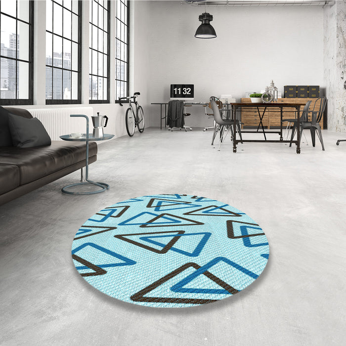 Round Patterned Glacial Blue Ice Blue Rug in a Office, pat974lblu