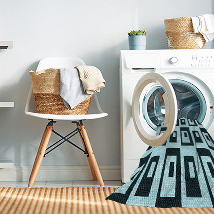 Machine Washable Transitional Deep-Sea Blue Rug in a Washing Machine, wshpat976lblu