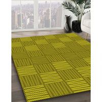 Patterned Dark Yellow Green Rug, pat981yw