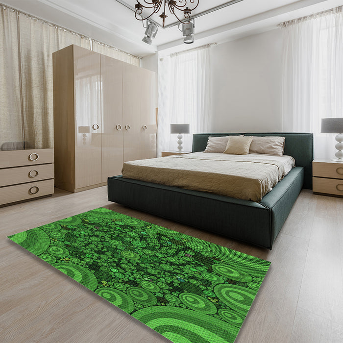 Patterned Deep Emerald Green Rug in a Bedroom, pat988grn