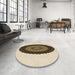 Round Patterned Golden Blonde Gold Rug in a Office, pat996brn