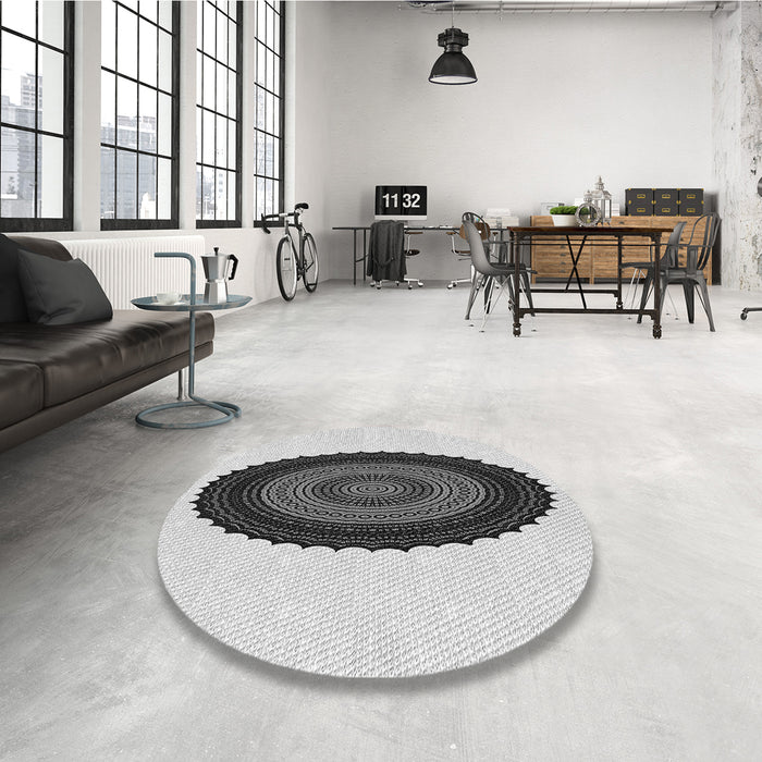 Round Patterned Ash Gray Rug in a Office, pat996gry