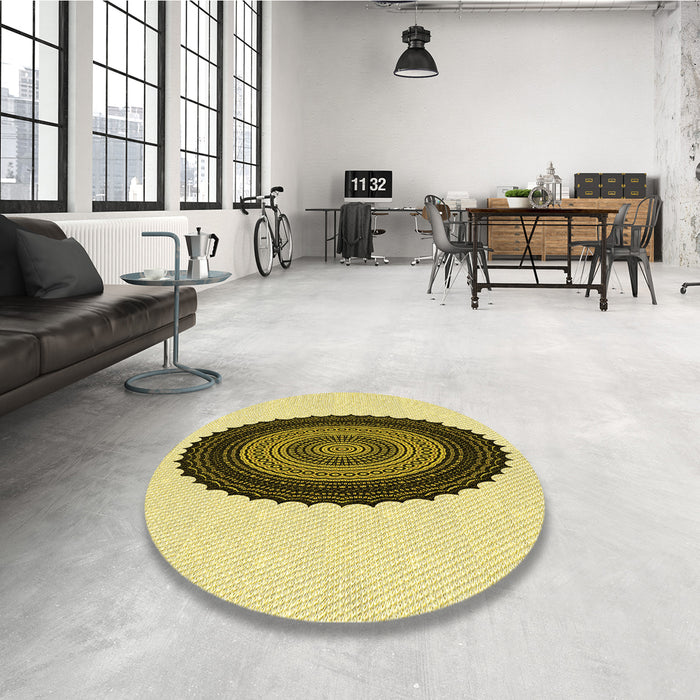 Round Patterned Mustard Yellow Rug in a Office, pat996yw