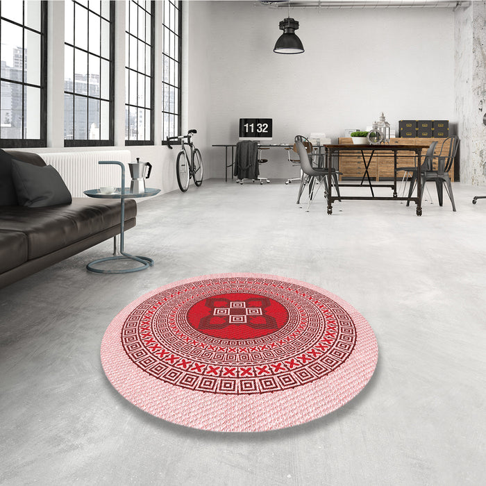 Round Patterned Red Rug in a Office, pat998rd