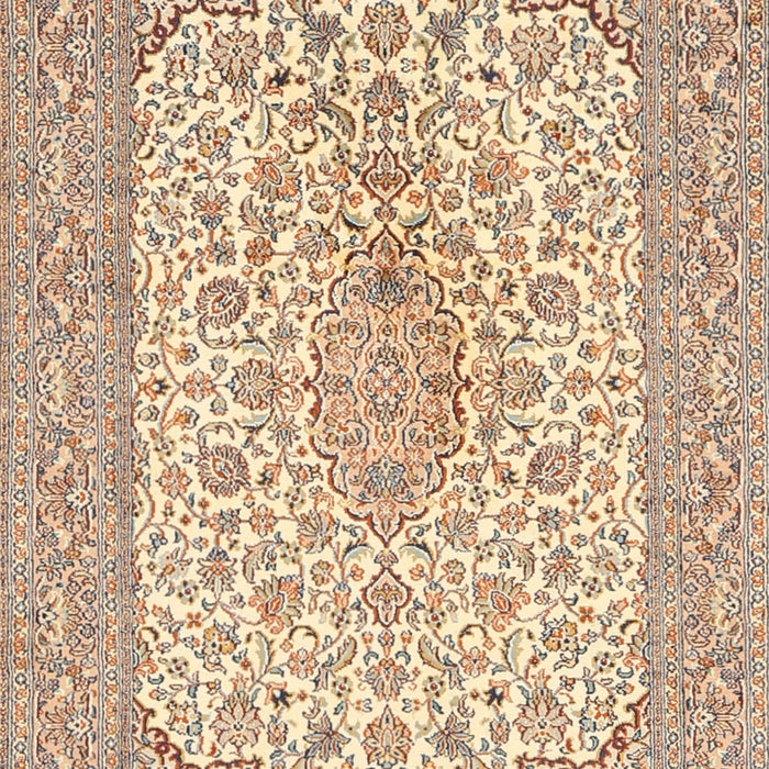 Machine Washable Traditional Khaki Gold Rug, wshtr1022