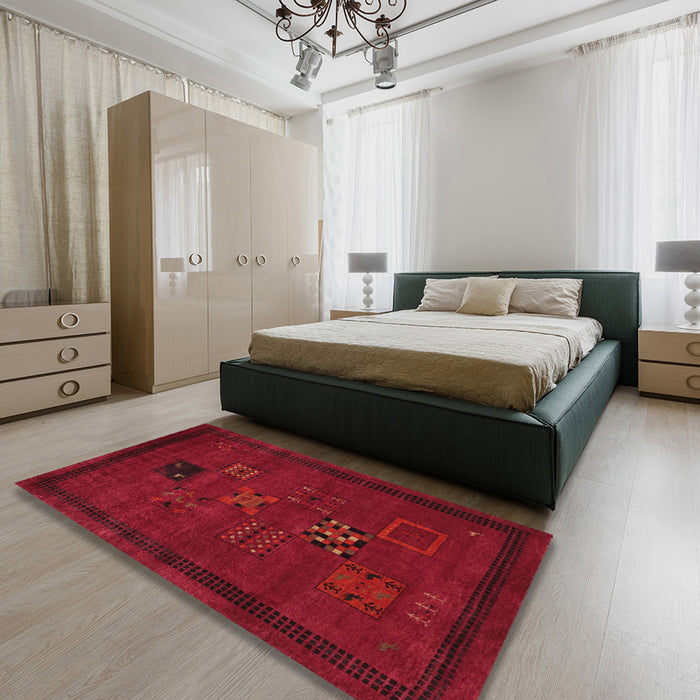 Traditional Red Persian Rug in a Bedroom, tr1057