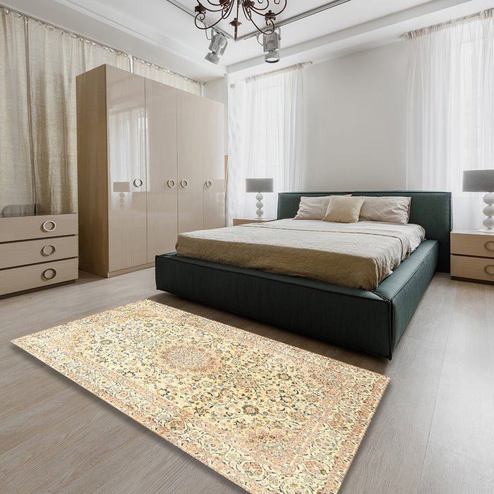 Traditional Golden Blonde Gold Medallion Rug in a Bedroom, tr1080