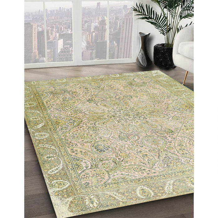 Machine Washable Traditional Brass Green Rug in a Family Room, wshtr1106