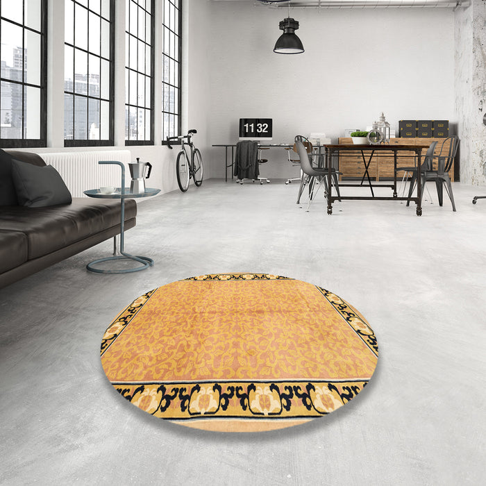 Round Machine Washable Traditional Saffron Yellow Rug in a Office, wshtr1126