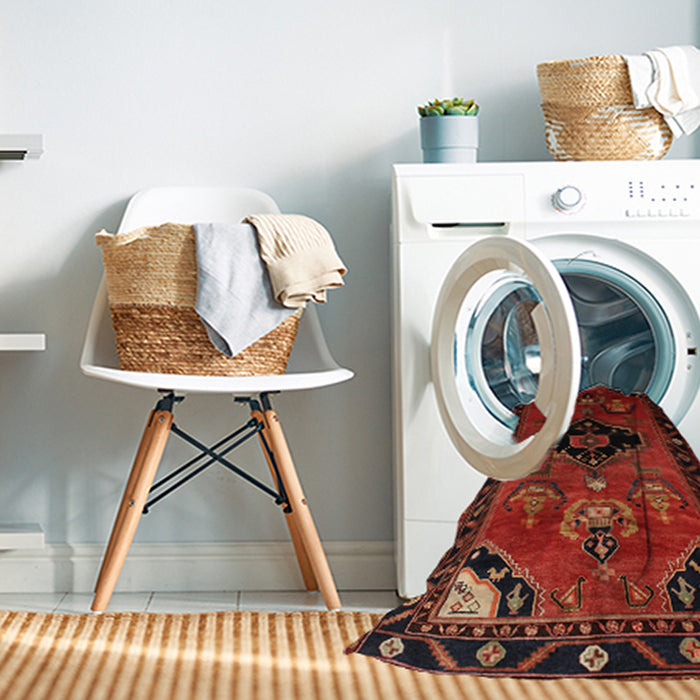 Machine Washable Traditional Dark Sienna Brown Rug in a Washing Machine, wshtr112