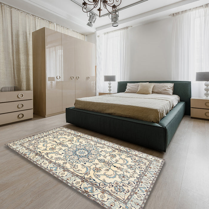 Machine Washable Traditional Sage Green Rug in a Bedroom, wshtr1179