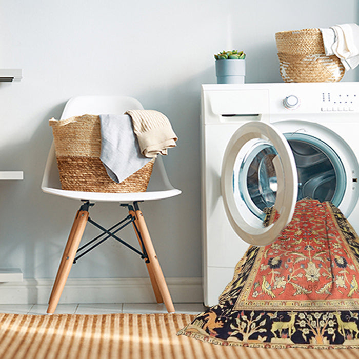 Machine Washable Traditional Fire Brick Red Rug in a Washing Machine, wshtr1204