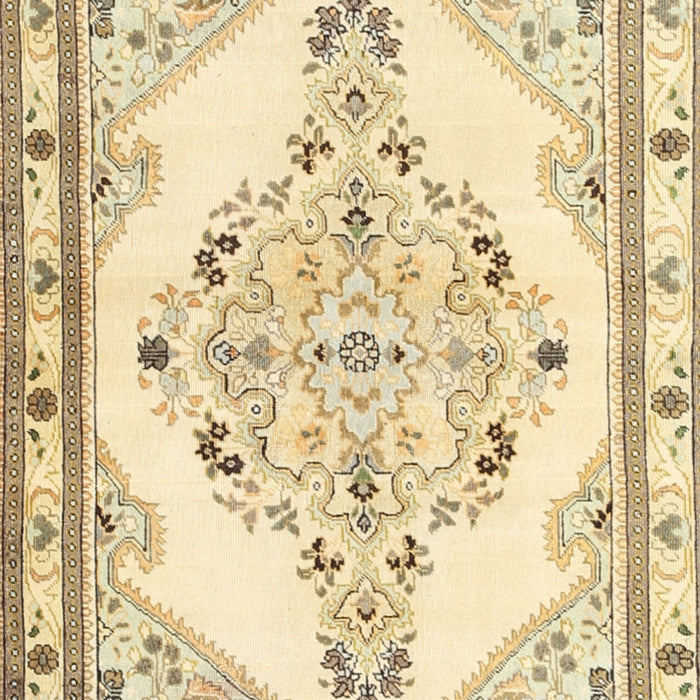 Traditional Sun Yellow Medallion Rug, tr1227