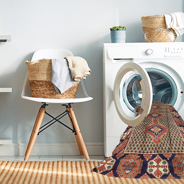 Machine Washable Traditional Sand Brown Rug in a Washing Machine, wshtr1269