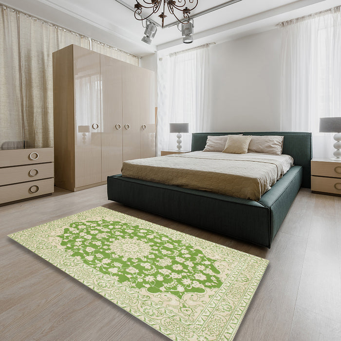 Machine Washable Traditional Khaki Gold Rug in a Bedroom, wshtr128