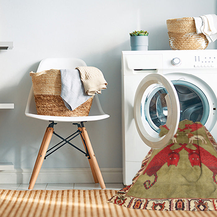 Machine Washable Traditional Metallic Gold Rug in a Washing Machine, wshtr1298