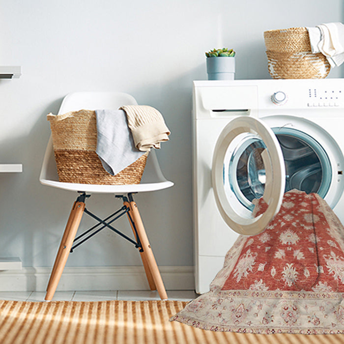 Machine Washable Traditional Bright Orange Rug in a Washing Machine, wshtr1329