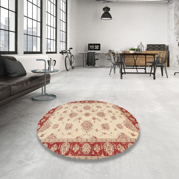 Round Machine Washable Traditional Orange Rug in a Office, wshtr1345