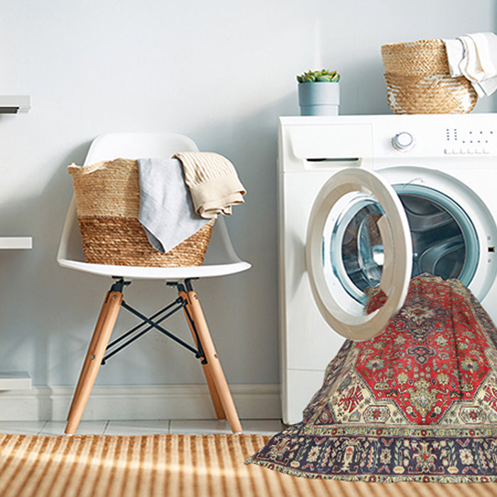 Machine Washable Traditional Fire Brick Red Rug in a Washing Machine, wshtr1352