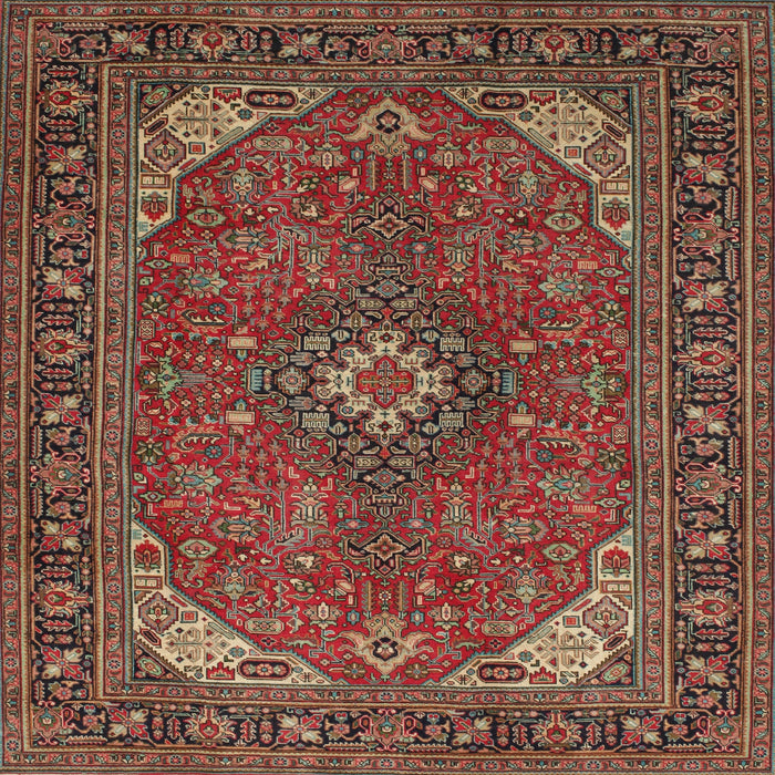 Round Machine Washable Traditional Saffron Red Rug, wshtr140