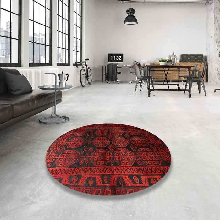 Round Traditional Bakers Brown Persian Rug in a Office, tr1414