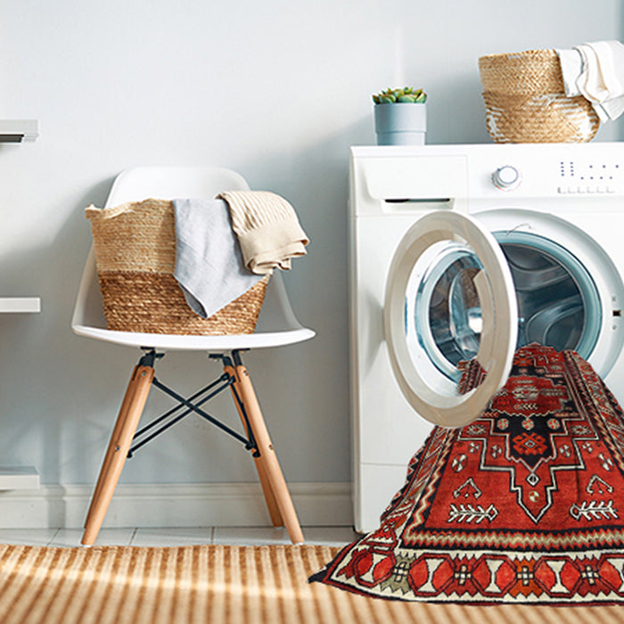 Machine Washable Traditional Dark Almond Brown Rug in a Washing Machine, wshtr1415