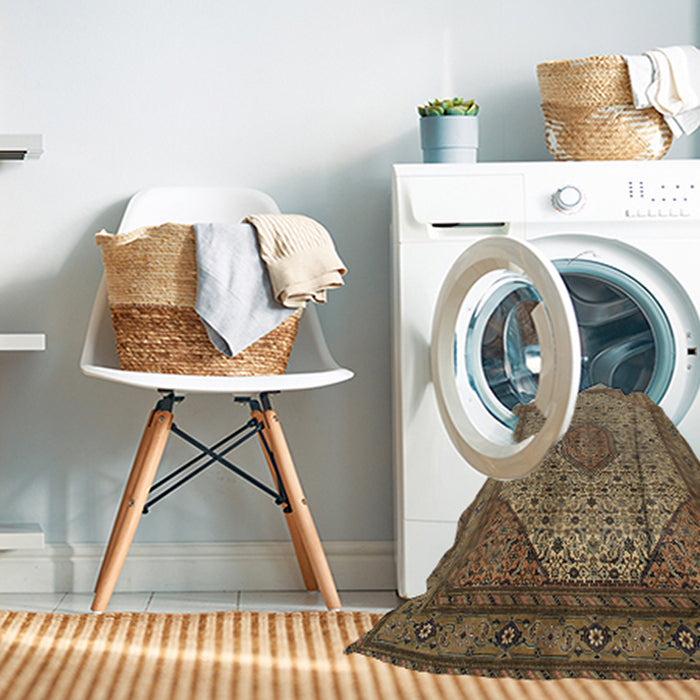 Machine Washable Traditional Metallic Gold Rug in a Washing Machine, wshtr141