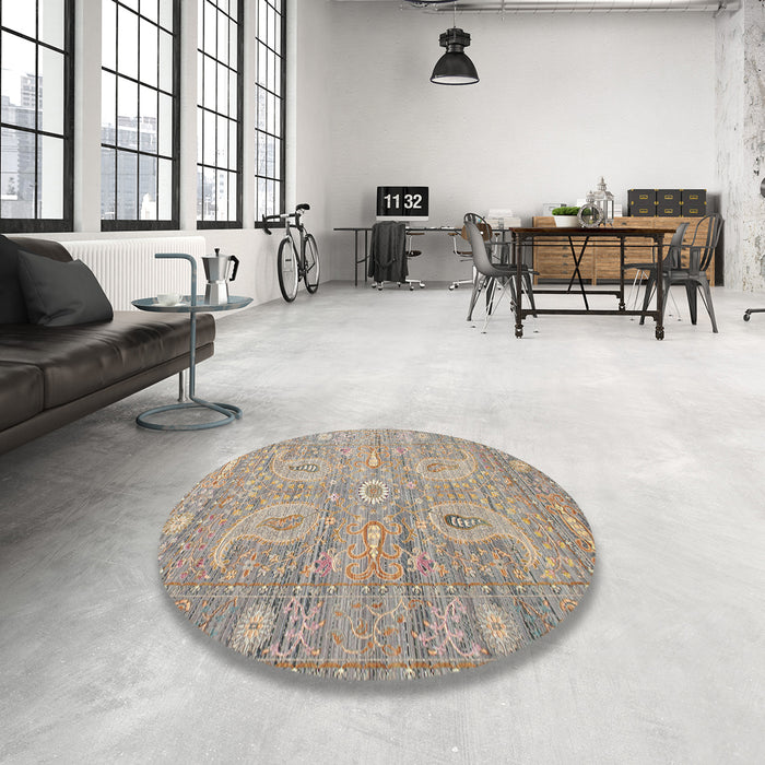 Round Traditional Dark Almond Brown Persian Rug in a Office, tr145