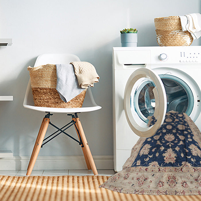 Machine Washable Traditional Gray Rug in a Washing Machine, wshtr1475