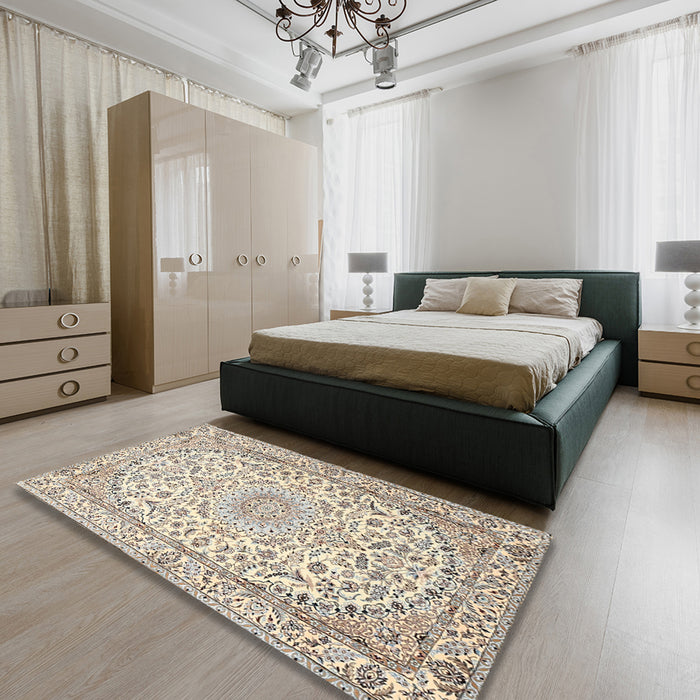 Traditional Dark Almond Brown Medallion Rug in a Bedroom, tr1587