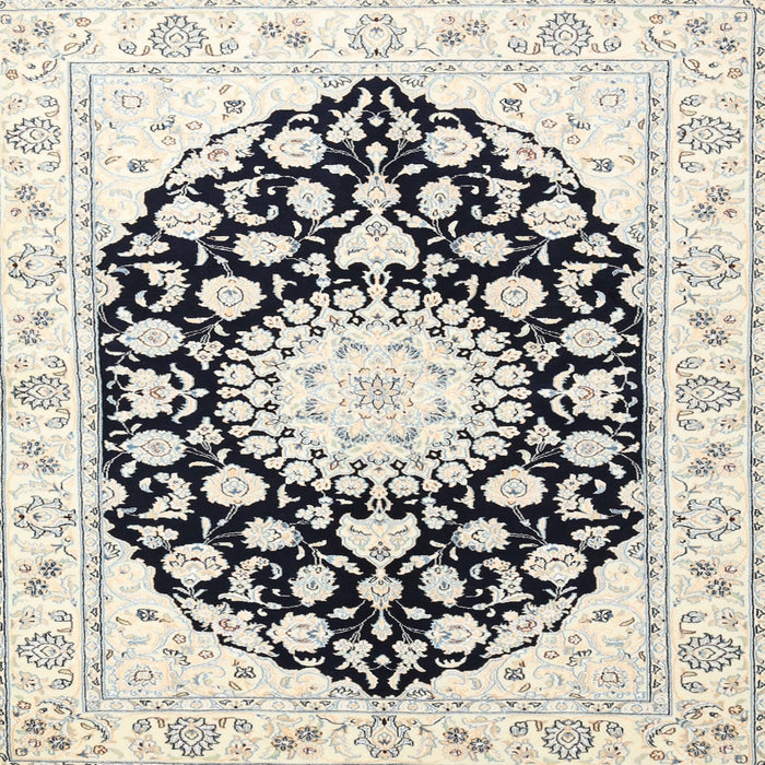 Square Traditional Champagne Beige Medallion Rug, tr1588