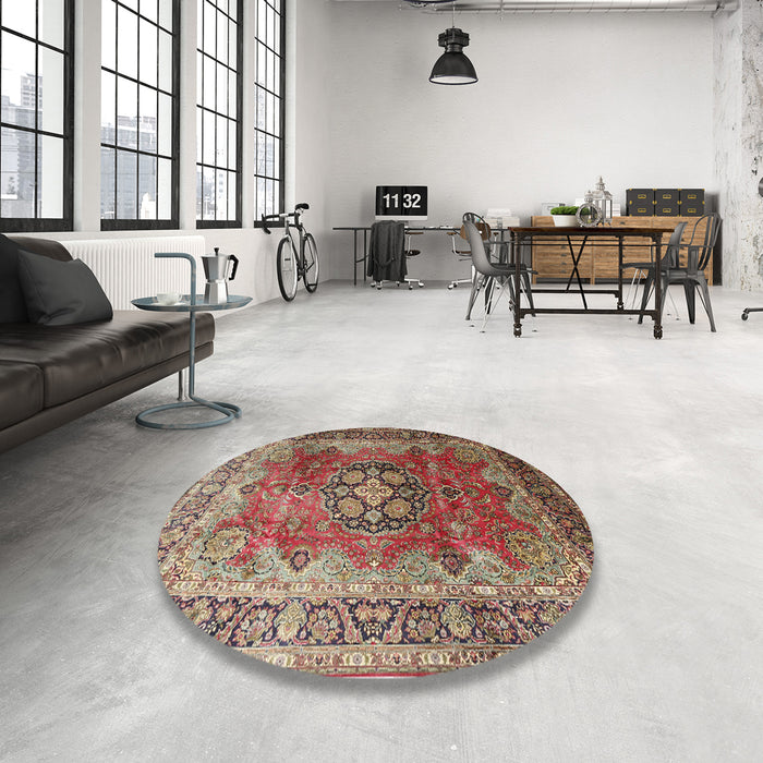 Round Traditional Brown Red Medallion Rug in a Office, tr1613