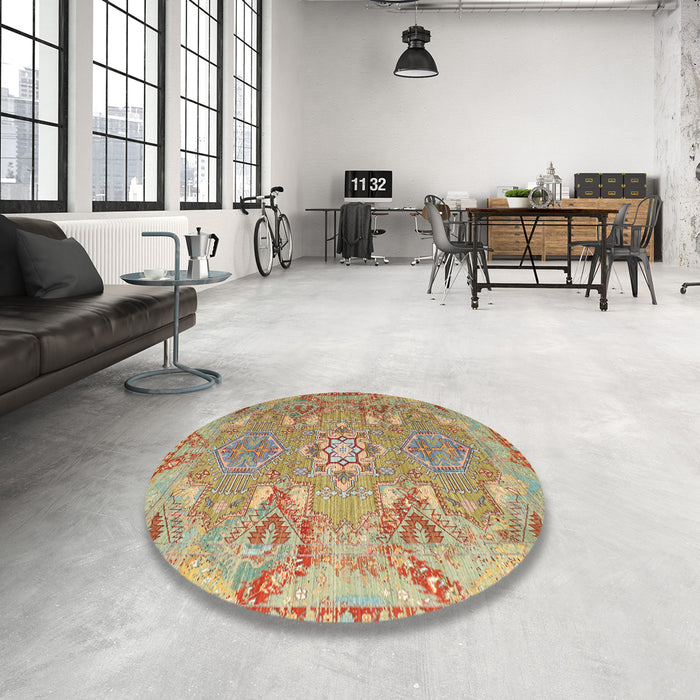 Round Machine Washable Traditional Red Rug in a Office, wshtr166