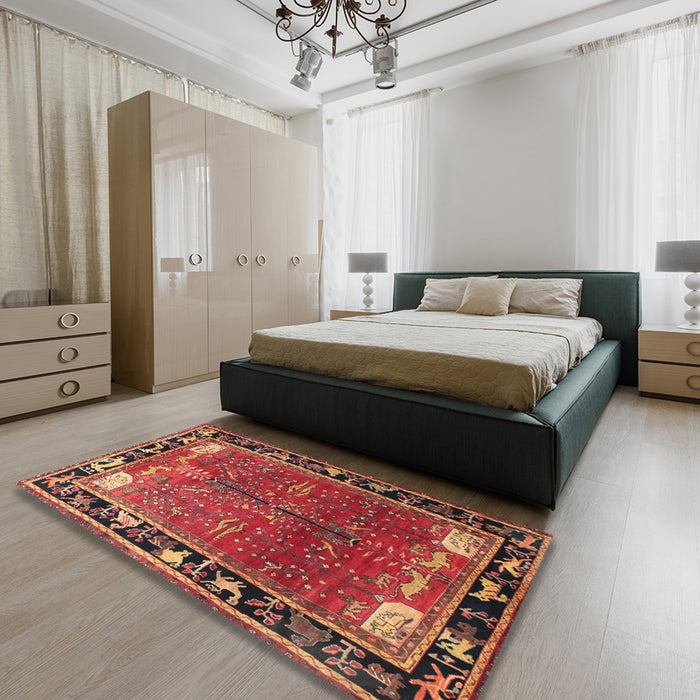 Machine Washable Traditional Red Rug in a Bedroom, wshtr172