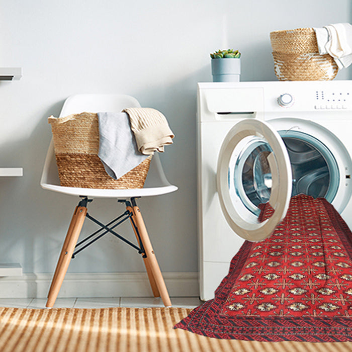 Machine Washable Traditional Red Rug in a Washing Machine, wshtr1740
